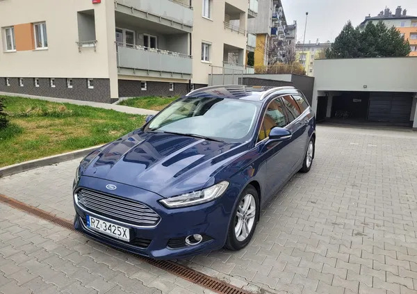 ford podkarpackie Ford Mondeo cena 44999 przebieg: 249500, rok produkcji 2015 z Rzeszów